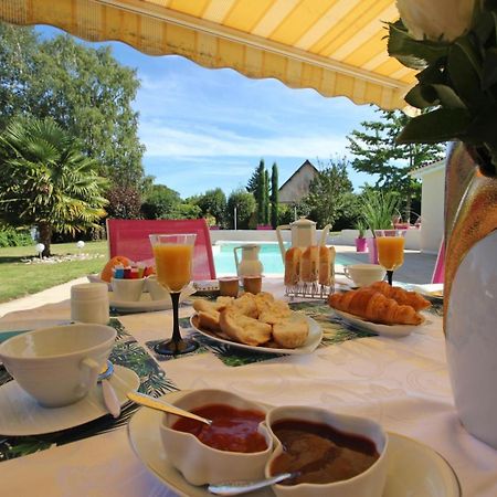 Les Carpes A Limoges Acomodação com café da manhã Exterior foto